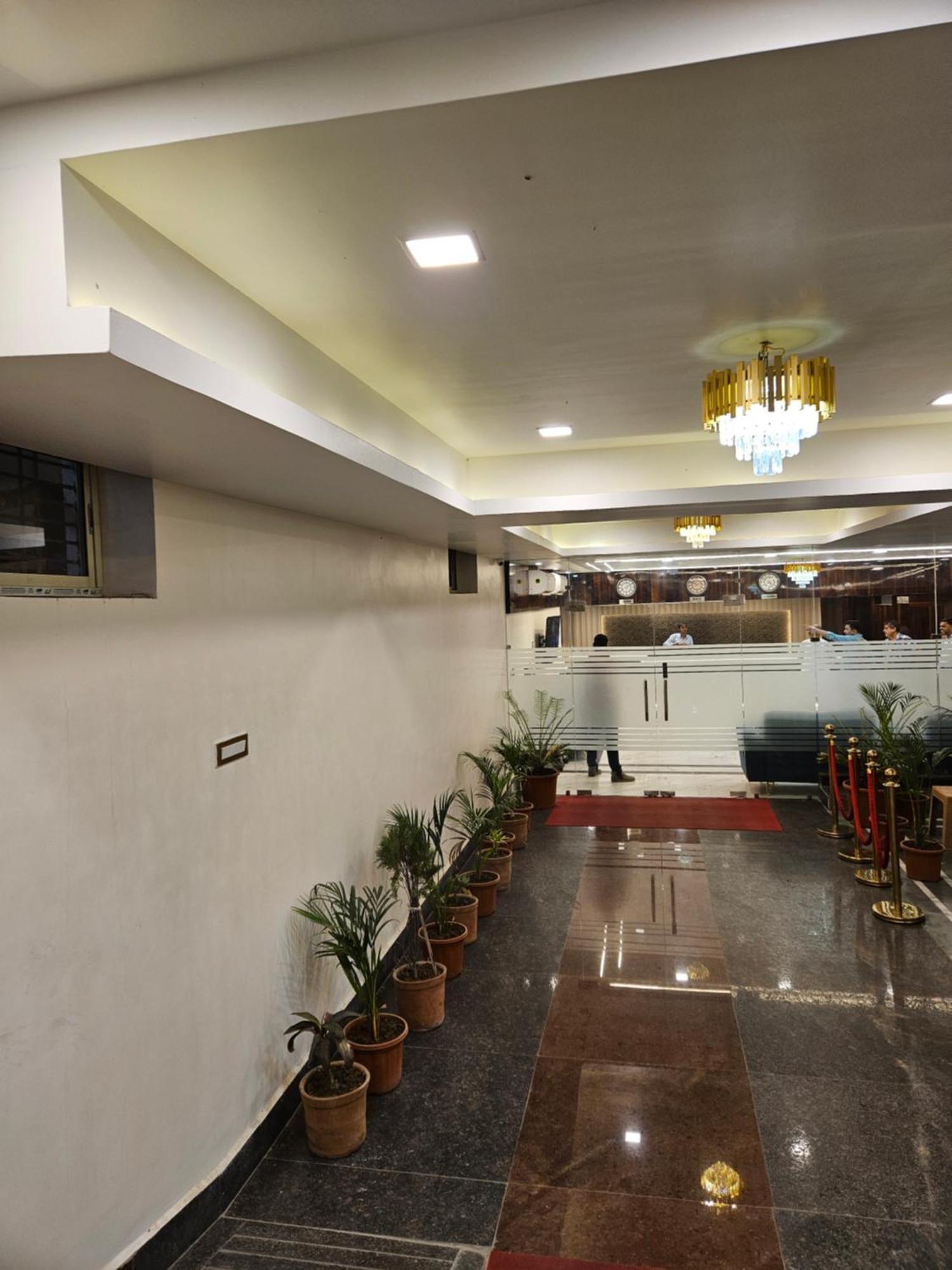 Hotel Maa Laxmi Palace Deoghar Extérieur photo