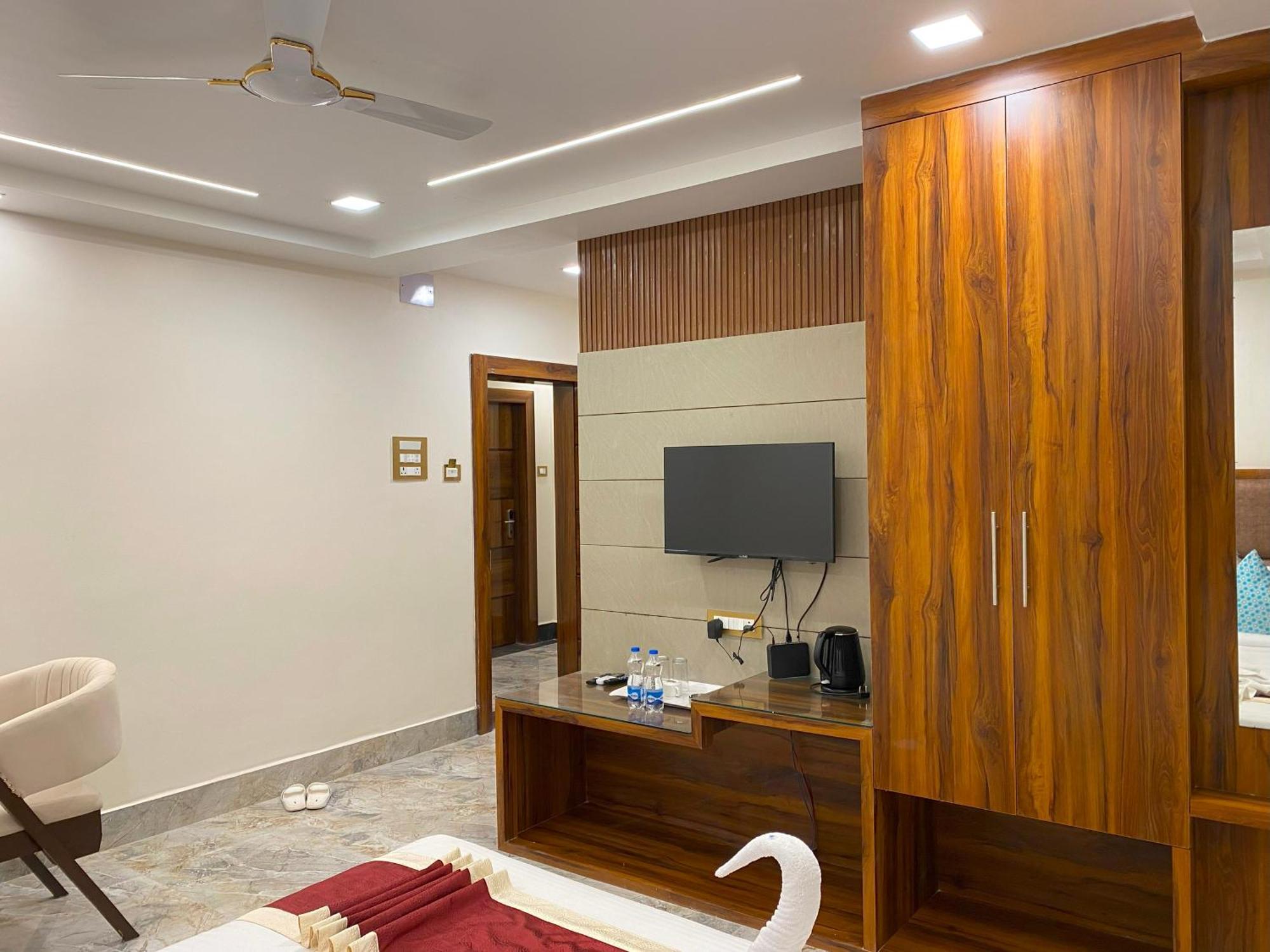 Hotel Maa Laxmi Palace Deoghar Extérieur photo